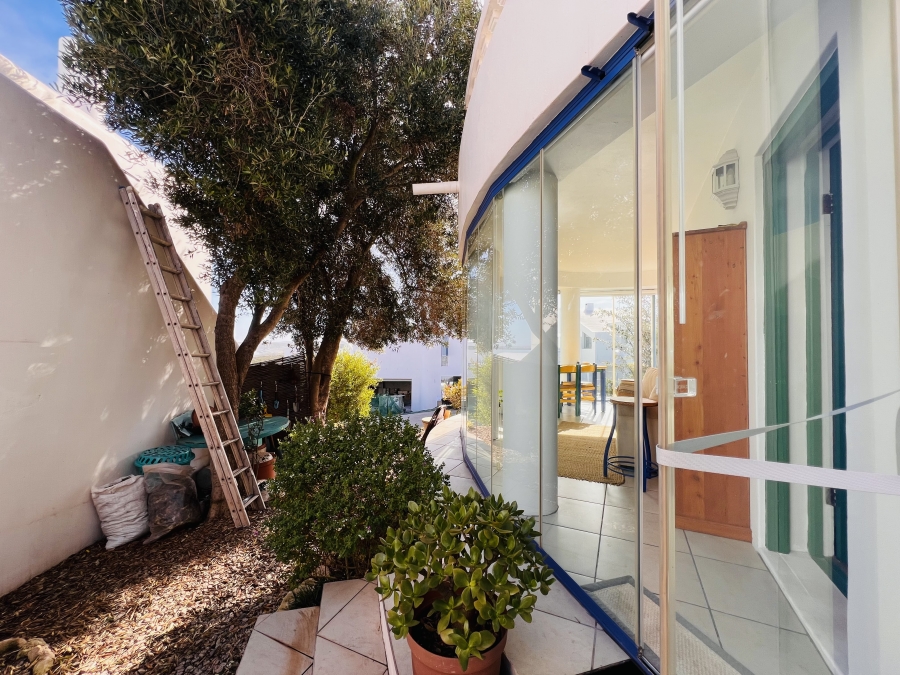 3 Bedroom Property for Sale in Paradise Beach Western Cape